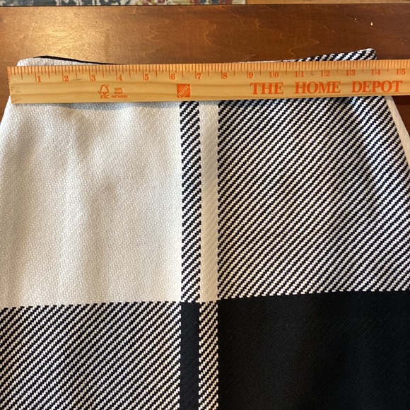 Talbot’s Skirt size 4P - Picture 6 of 8